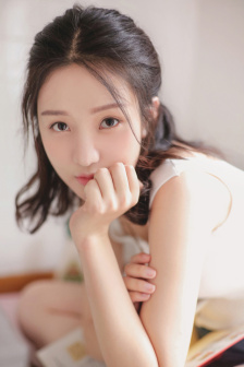 美女臀部纹身